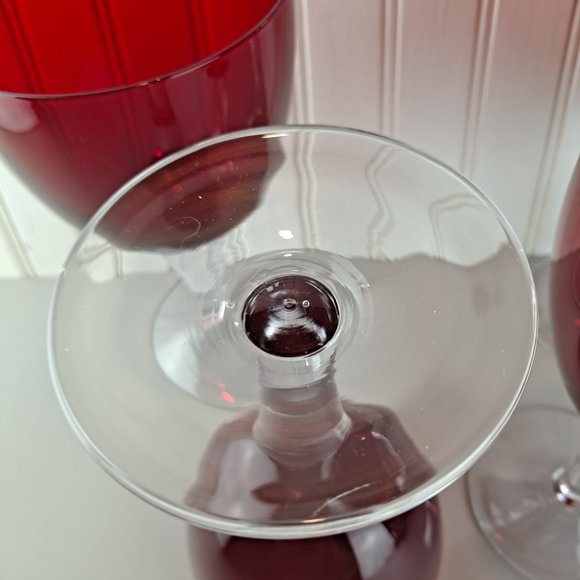 4 Ruby Red Large Wine Glasses Clear Stem - Picture 3 of 5